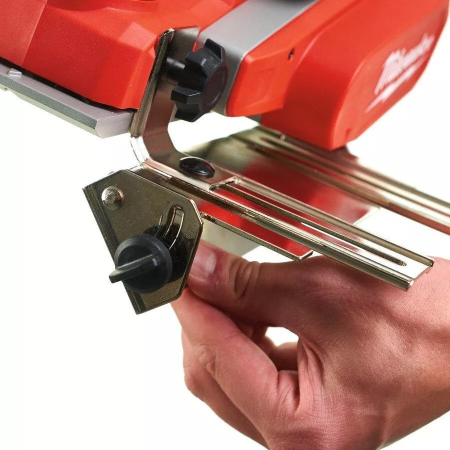 Milwaukee M18BP-402C 18V 82mm Planer 2x 4.0Ah Batteries, Charger and Case