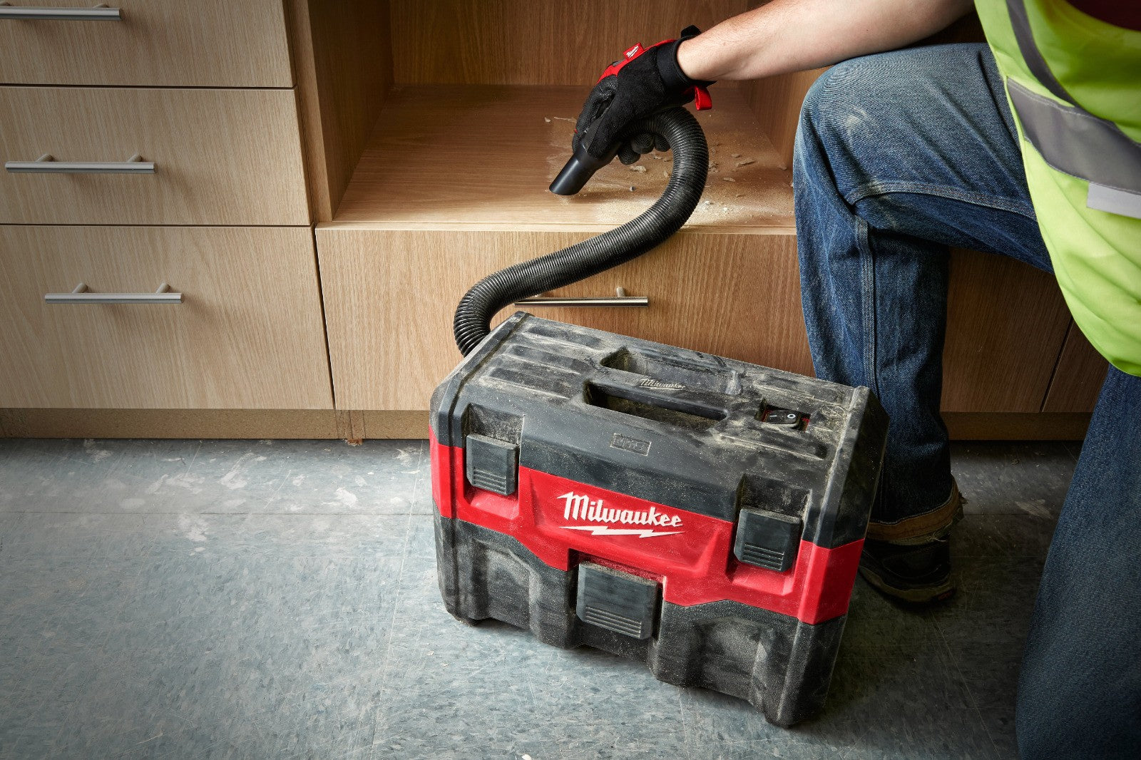 Milwaukee M18VC2 18V Wet/Dry Vacuum (Body Only)
