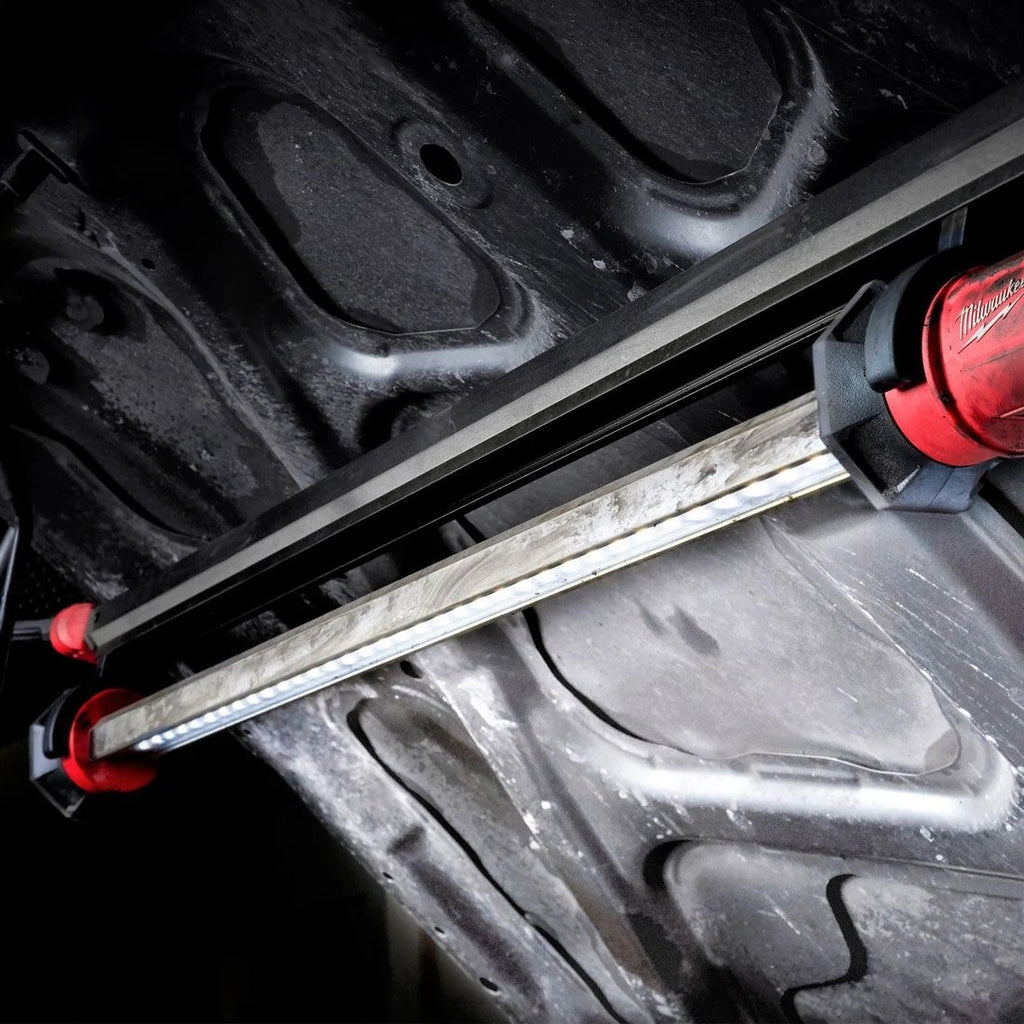 Milwaukee M12UHL-0 12V Underhood Light (Body Only)