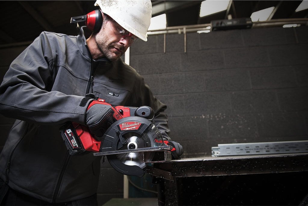 Milwaukee M18FMCS-0 18v 150mm M18 Fuel Metal Saw Bare Unit