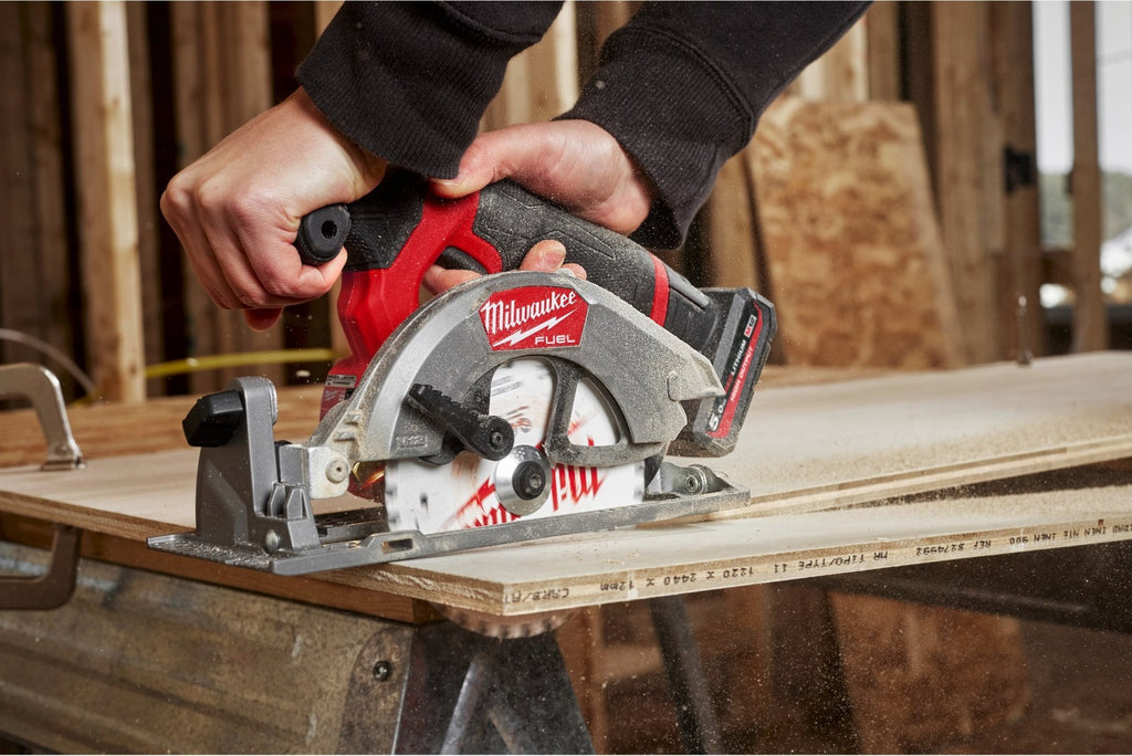 Milwaukee M12FCS442-0 12v Fuel Sub Compact Circular Saw Naked