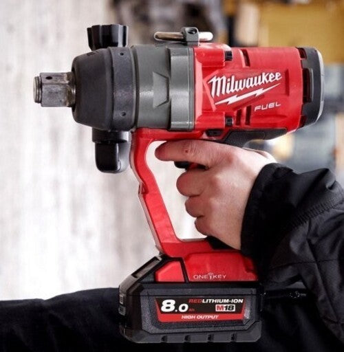 Milwaukee M18ONEFHIWF1-0 18V One Key Fuel 1" Impact Wrench (Body Only) & Case