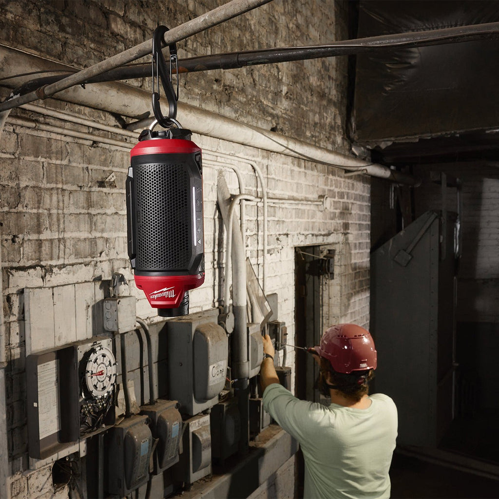 Milwaukee M12SPEJSG2-0 12v Jobsite Speaker & 5.0ah High output Battery