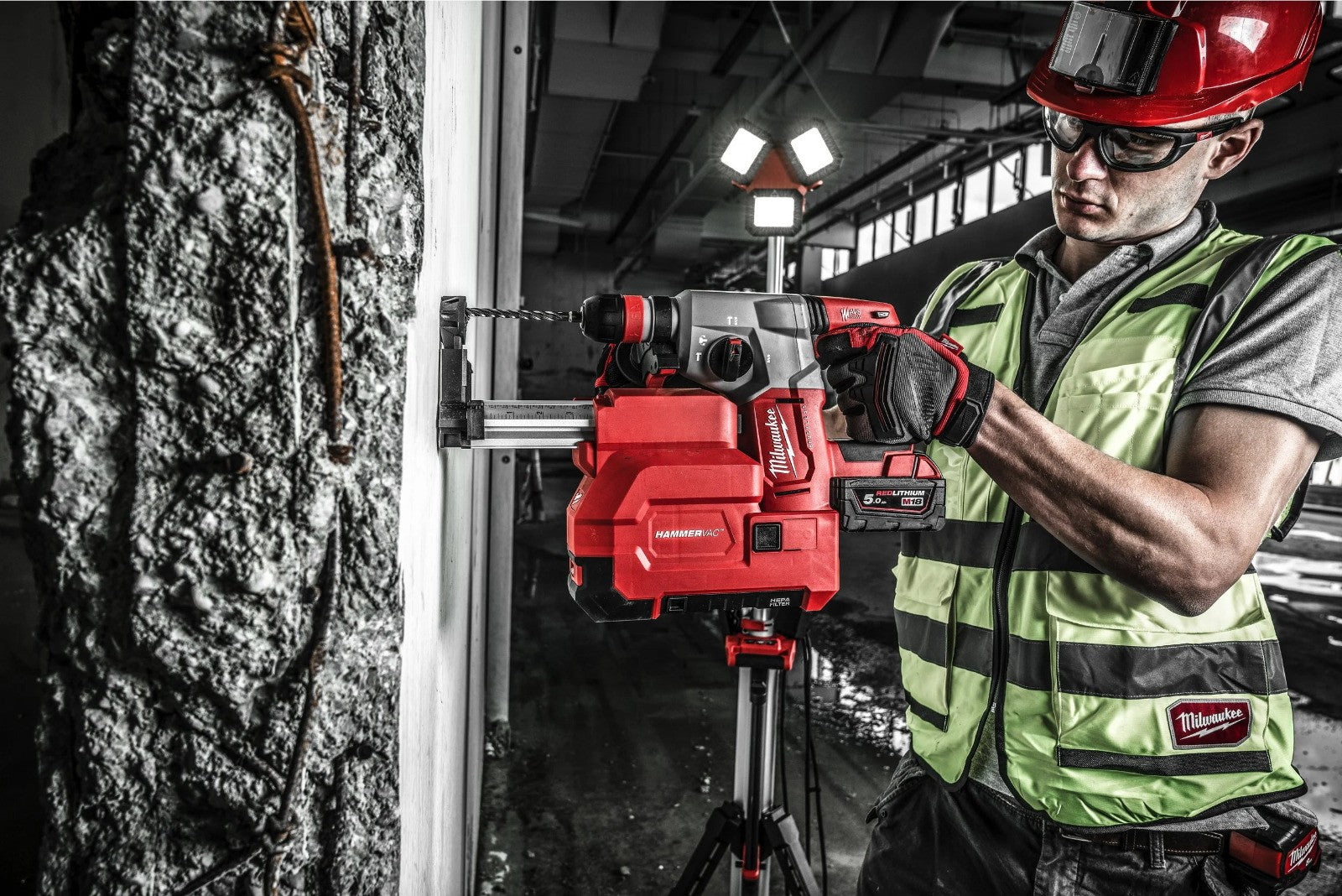 Milwaukee M18BLHX-501X 18v Brushless 4 Mode 26mm SDS-Plus Hammer, Fixtec Chuck