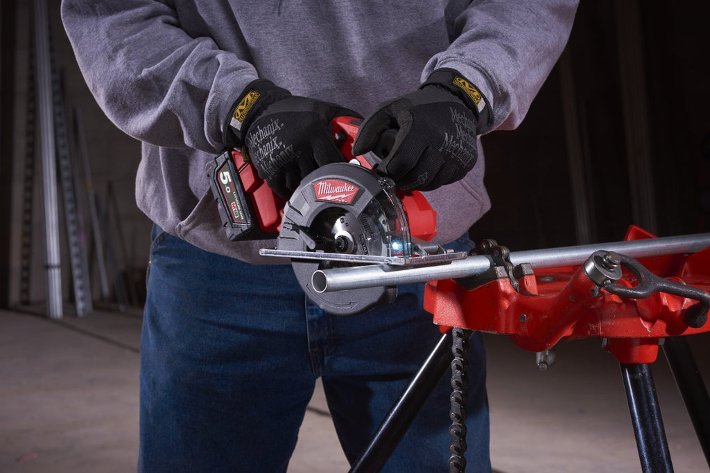 Milwaukee M18FMCS-0 18v 150mm M18 Fuel Metal Saw Bare Unit