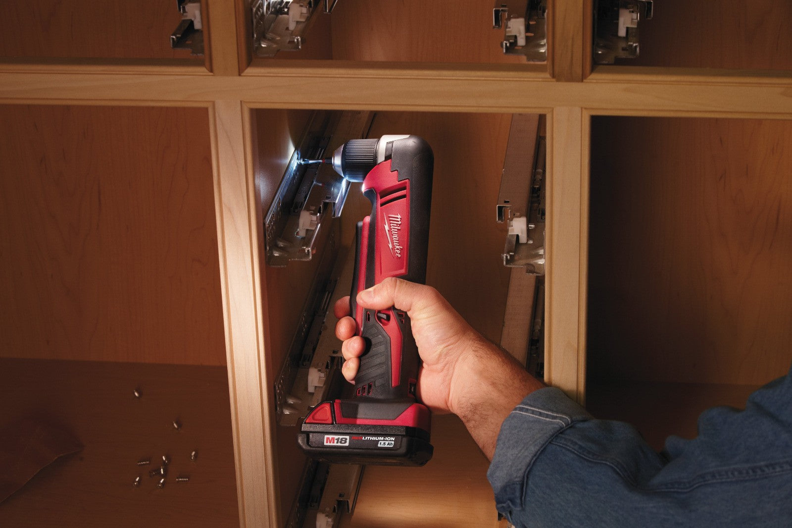 Milwaukee C18RAD-0 18V Right Angle Drill Kit - 2x 5.0ah Batteries, Charger & Bag