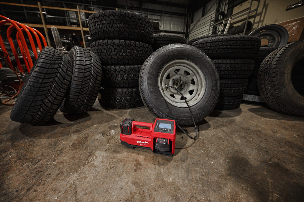 Milwaukee M18BI-0 18v Inflator Naked