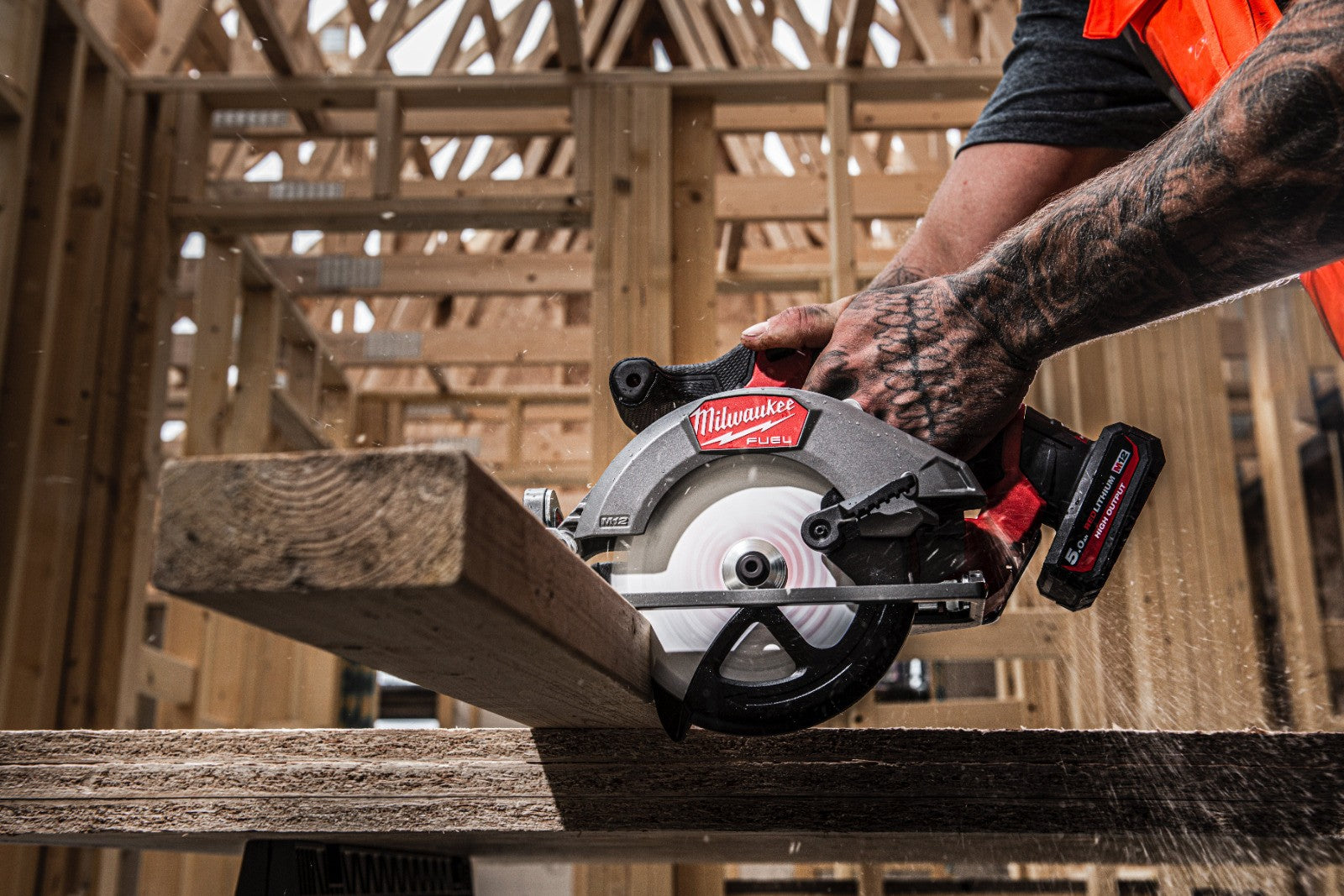 Milwaukee M12FCS442-0 12v Fuel Sub Compact Circular Saw Naked