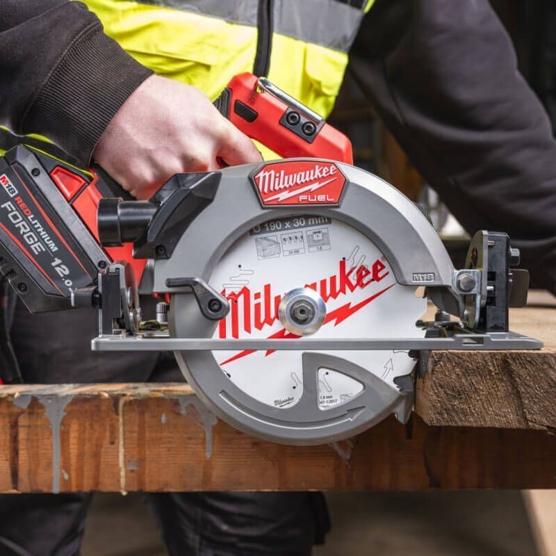 Milwaukee M18FCS66GR3-0 18v GEN3 Circular Saw - Guide Rail Compatible - Naked