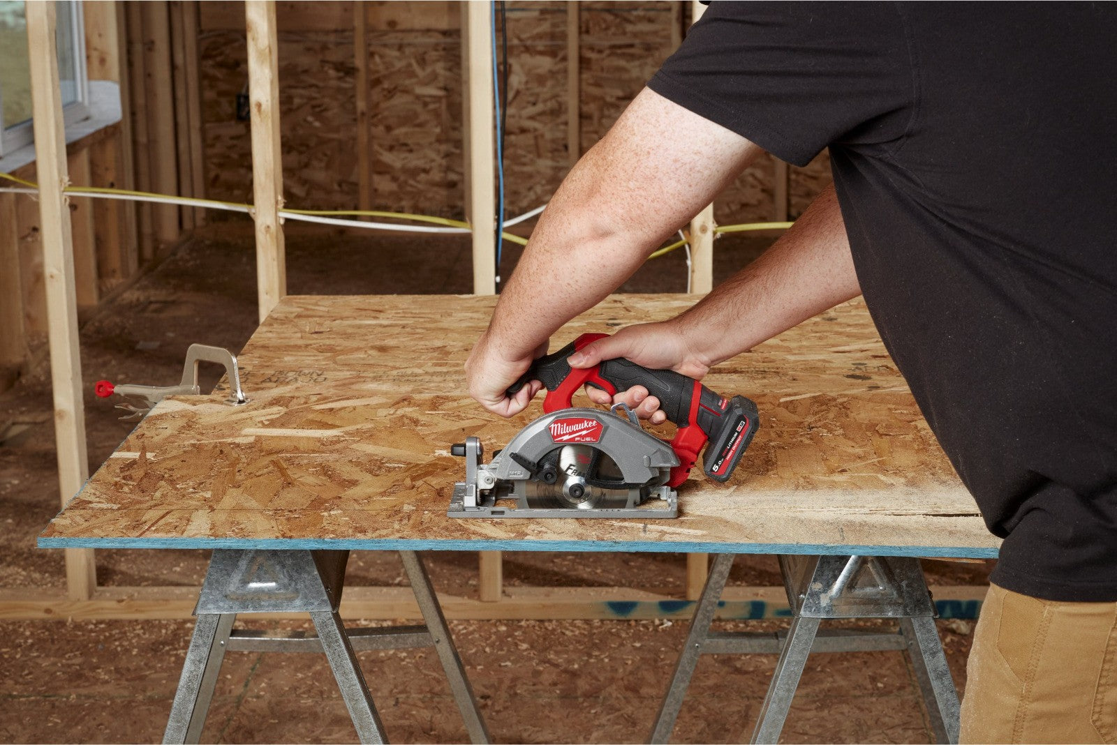 Milwaukee M12FCS442-0 12v Fuel Sub Compact Circular Saw Naked