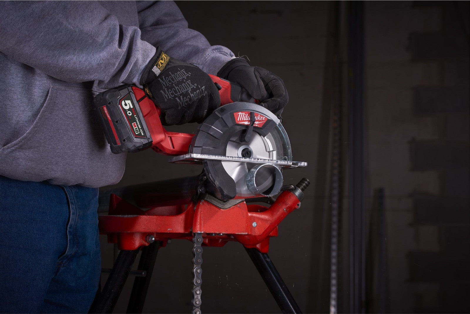 Milwaukee M18FMCS-0 18v 150mm M18 Fuel Metal Saw Bare Unit