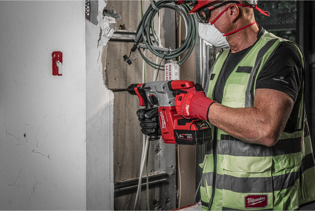 Milwaukee M18BLHX-501X 18v Brushless 4 Mode 26mm SDS-Plus Hammer, Fixtec Chuck