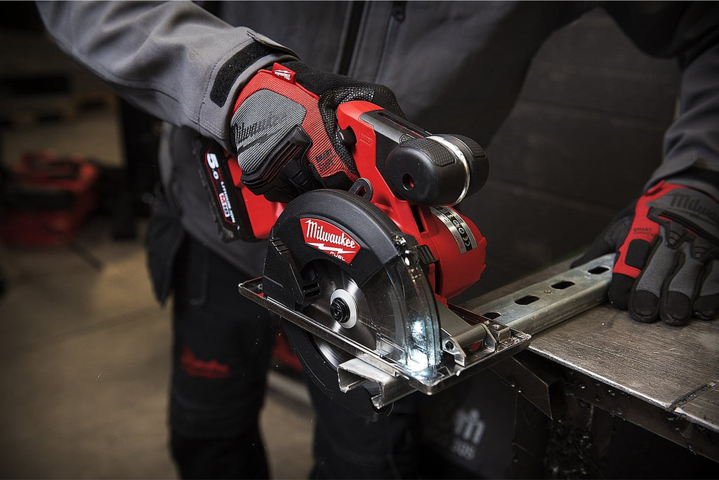 Milwaukee M18FMCS-0 18v 150mm M18 Fuel Metal Saw Bare Unit