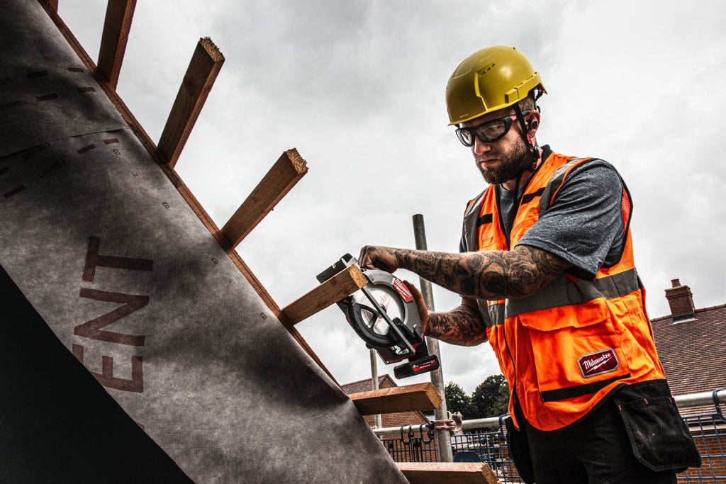 Milwaukee M12FCS442-0 12v Fuel Sub Compact Circular Saw Naked