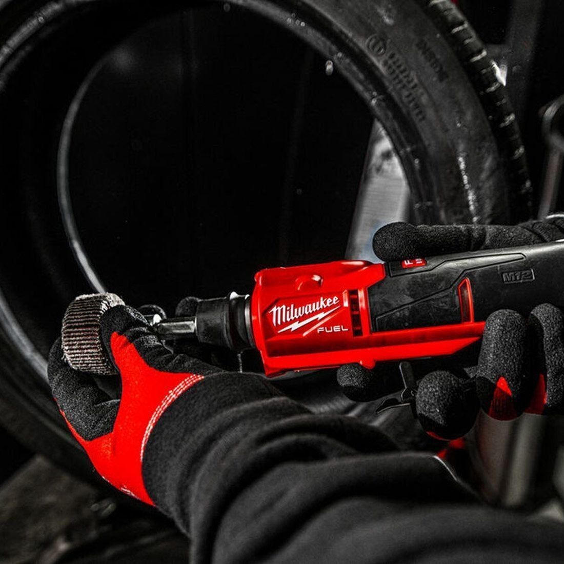 Milwaukee M12FTB-0 12V Tyre Buffer Bare Unit