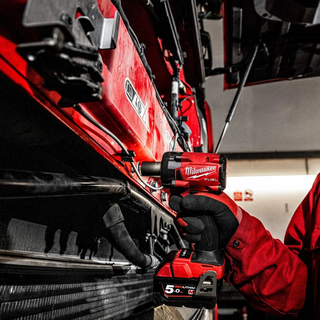 Milwaukee M18FIW2F12-0 18V Fuel 1/2" Compact Impact Wrench (Body only)