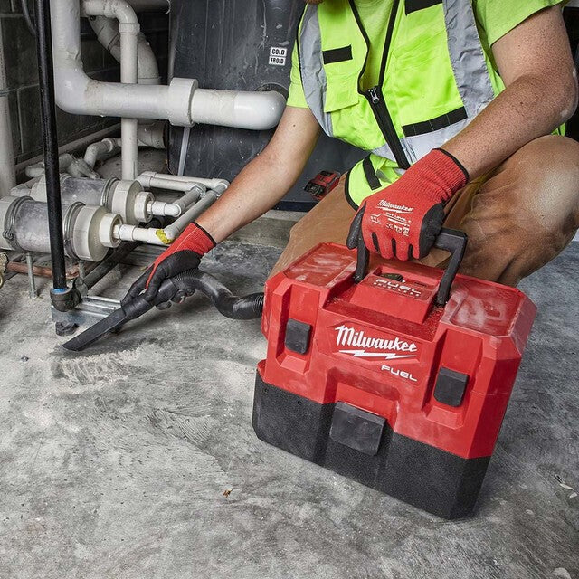 Milwaukee M12FVCL-0 1.6 Gallon Wet & Dry Vacuum