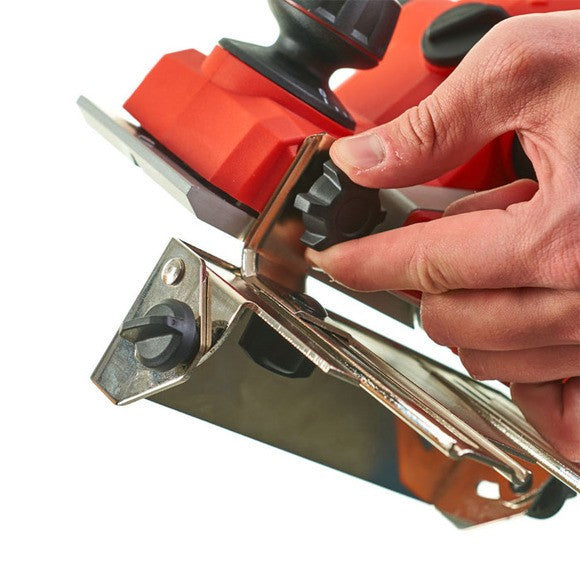 Milwaukee M18BP-0 18V 82mm Cordless Planer (Body Only) & M18B5 5ah Battery